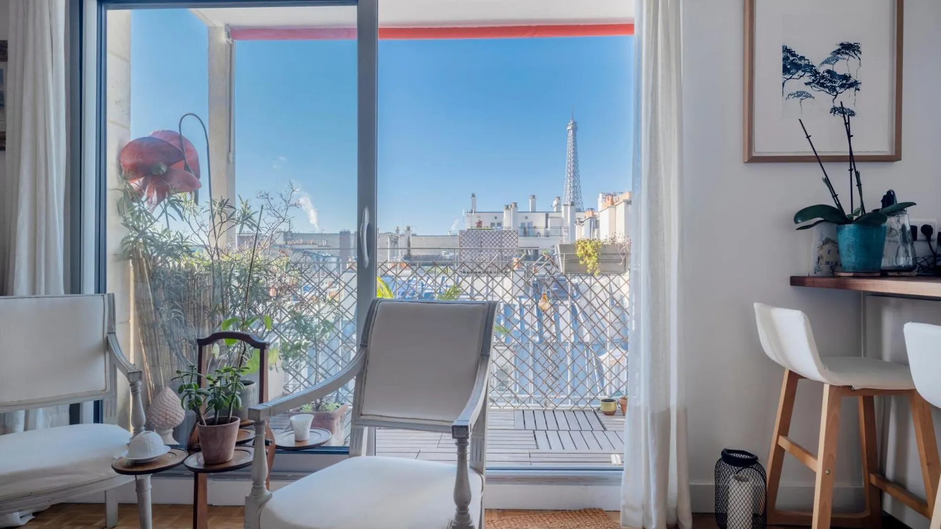 Eiffel Tower Design Residence Paris Apartment